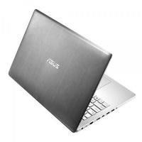 Gateway 15.6" Intel Celeron 1.80 GHz 4GB Ram 320 GB HDD Windows 8 - NE56R10u - US International